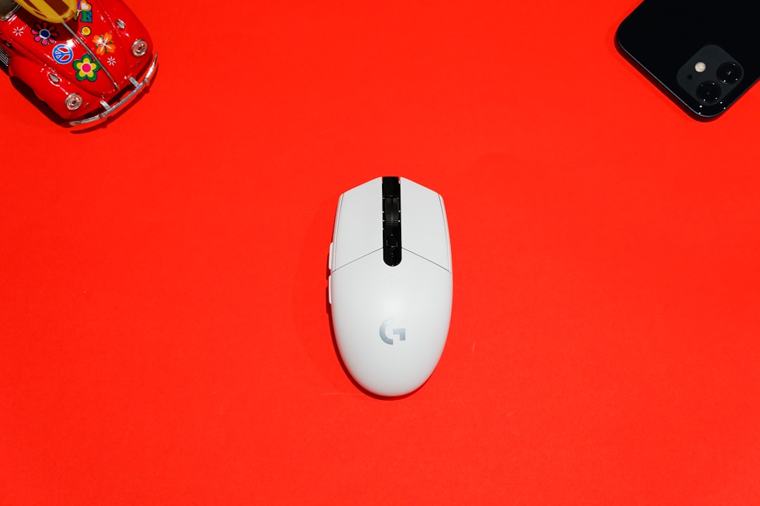 Confessions of a Serial Link Clicker: What Made Me Buy (and What Made Me Run)